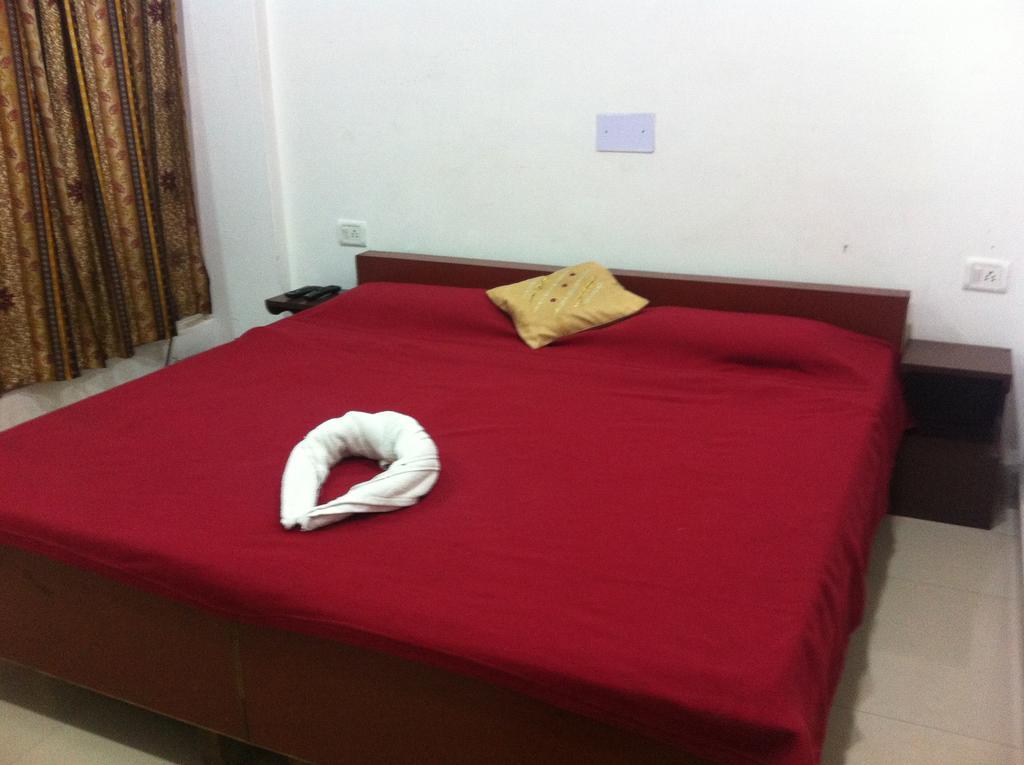 Hotel Safari Agra  Esterno foto